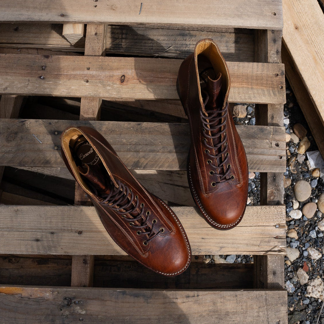 Carver - Cognac Burnt Chip Tan Bison