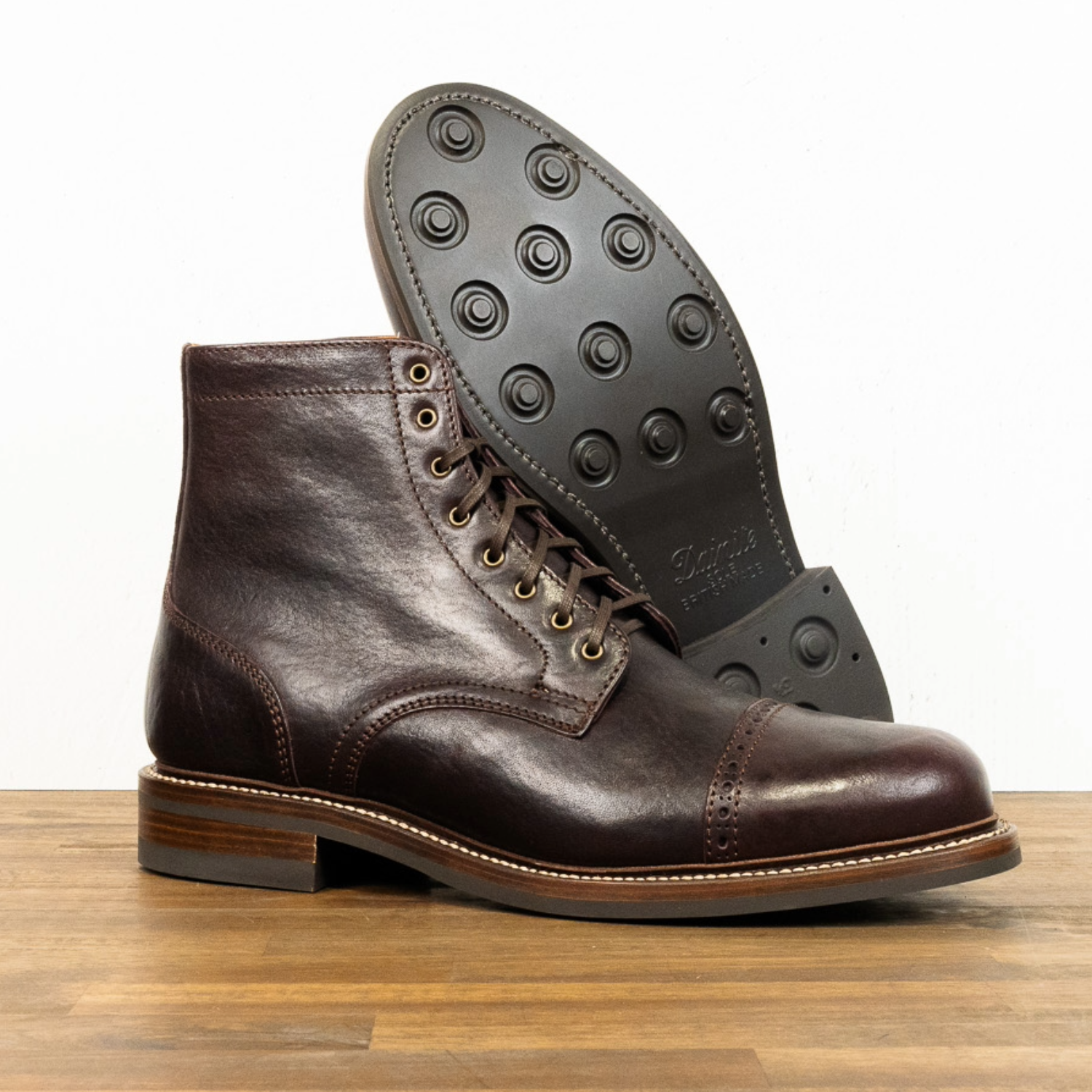 Foxhall - Burgundy Aspen Horsefront
